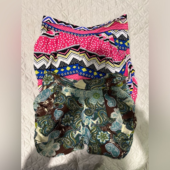 2 New Mix Soft shorts. - Picture 1 of 8